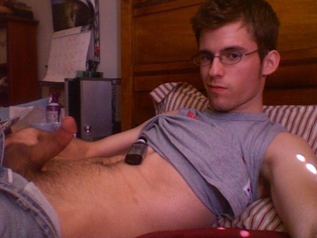 Nude Nerdy Guys