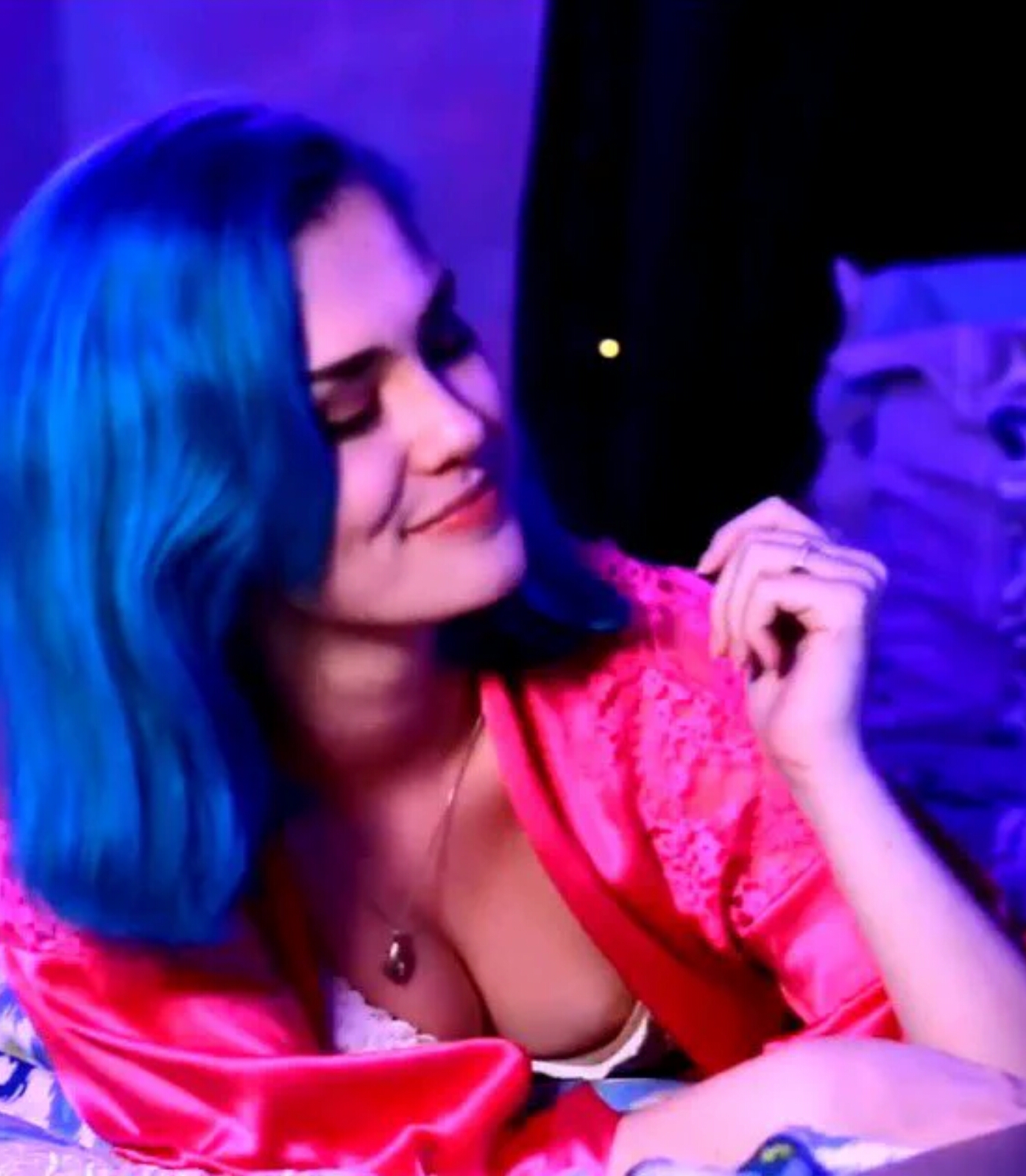 Clara Babylegs Boobs