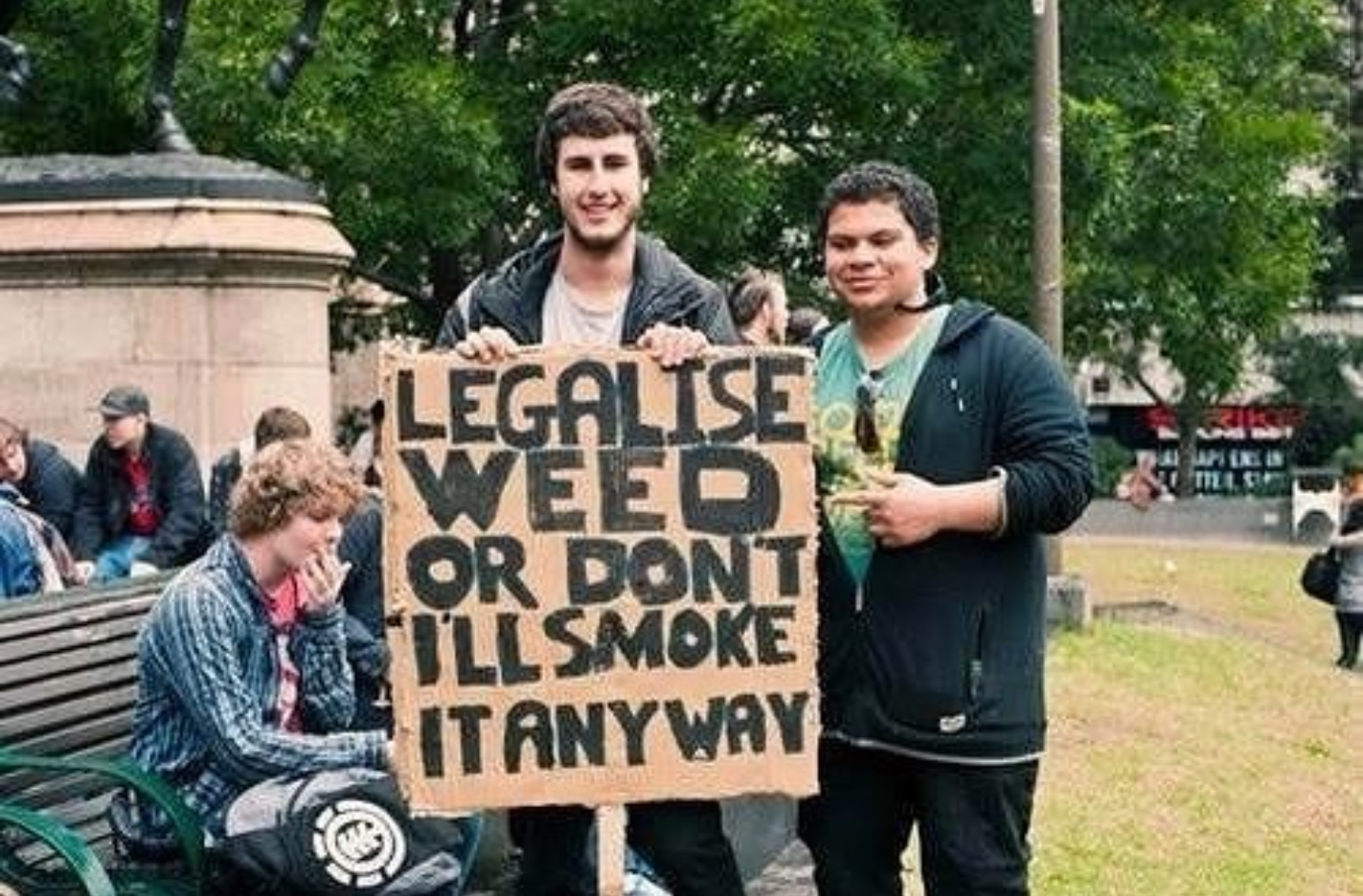 Legalize it Мем.