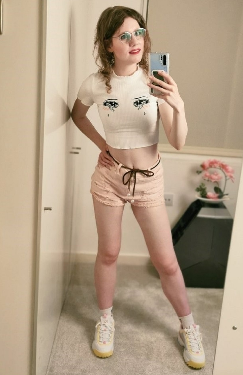 Slideshow yogscast lydia onlyfans.