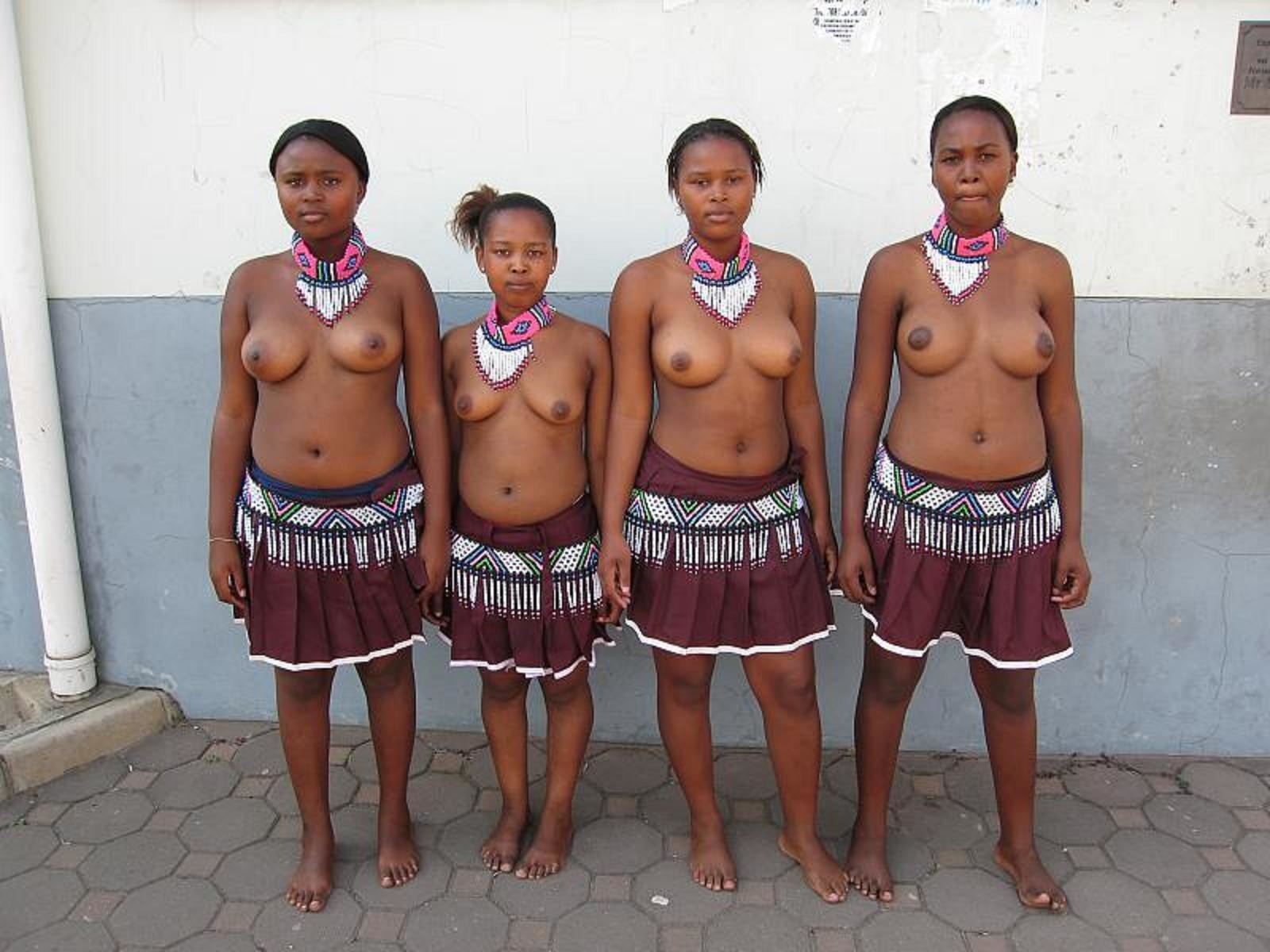 Naked Ethnic Girls