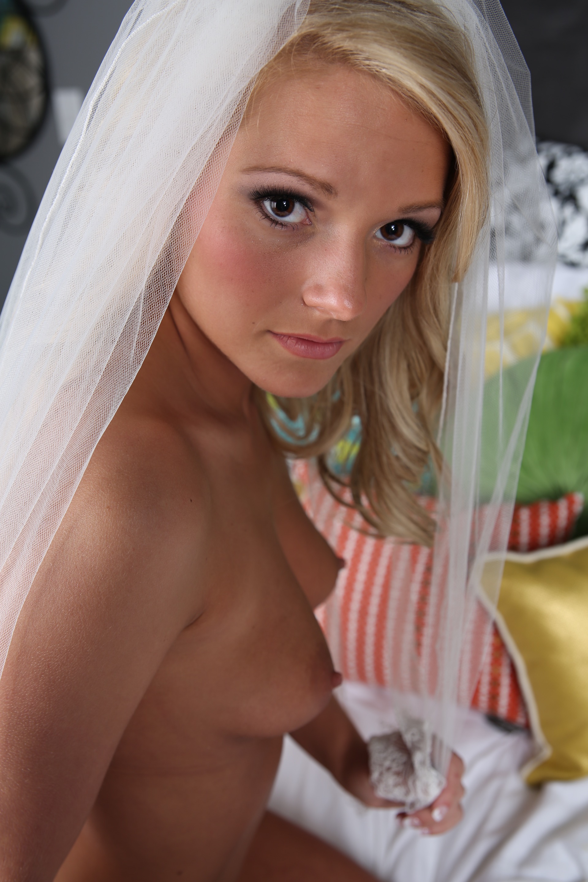 голые блондинки невесты фото 42