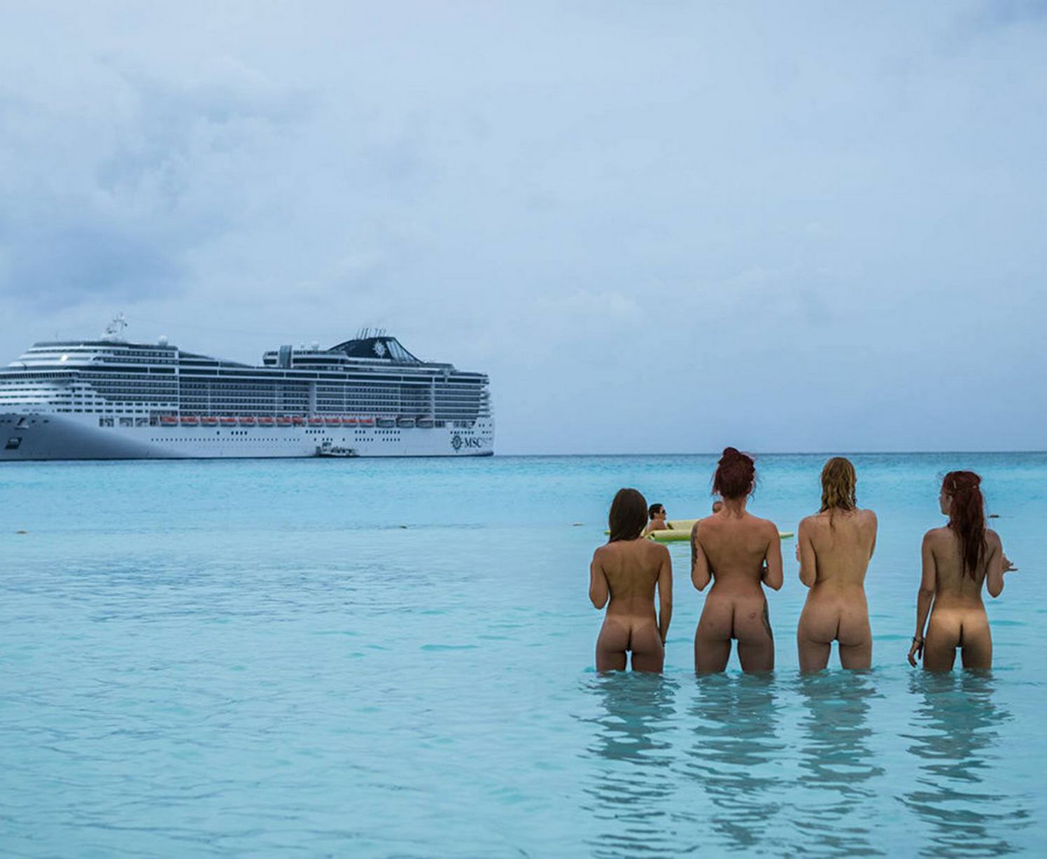 Cruise nudes