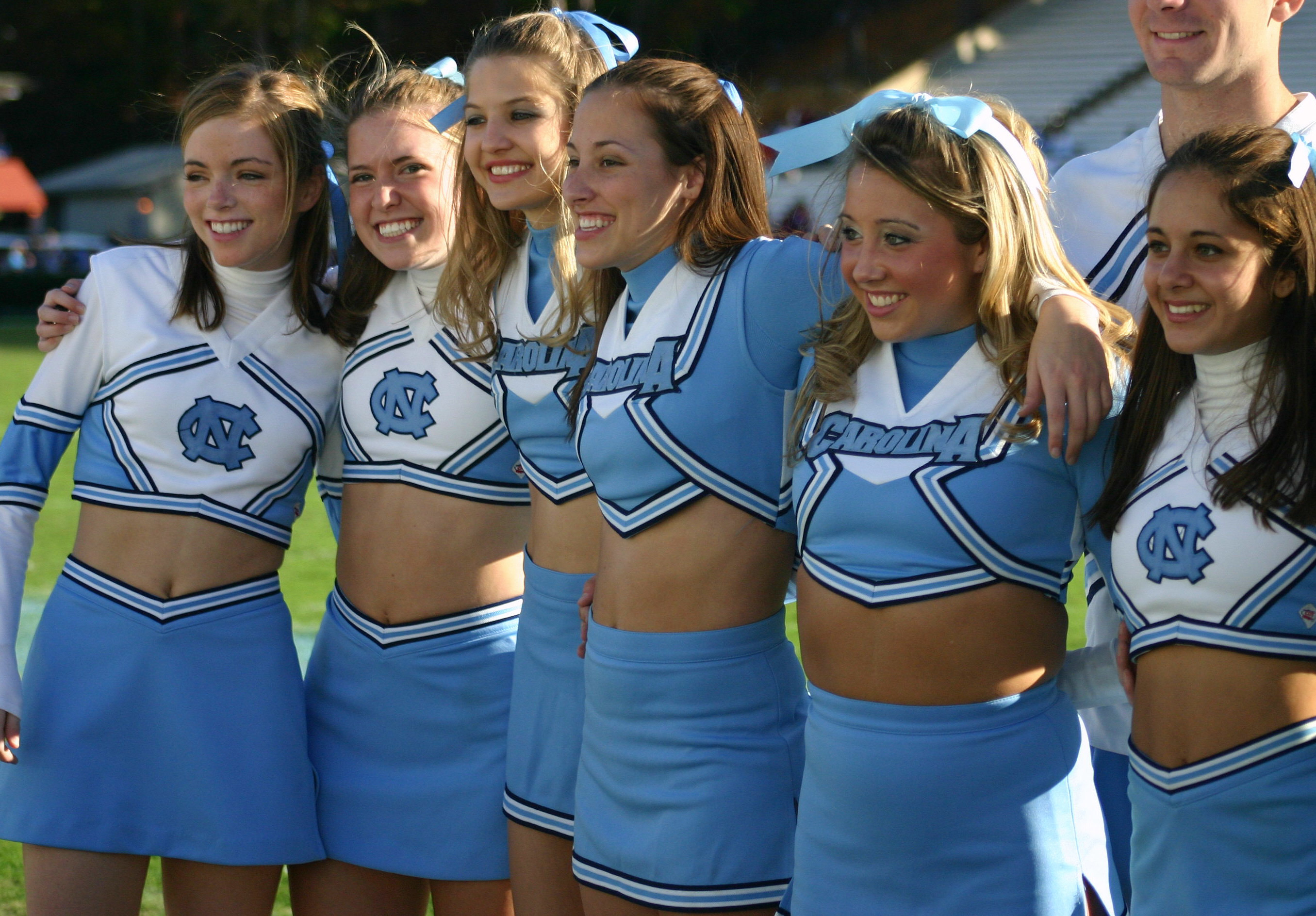 Sexy Teen Cheerleaders