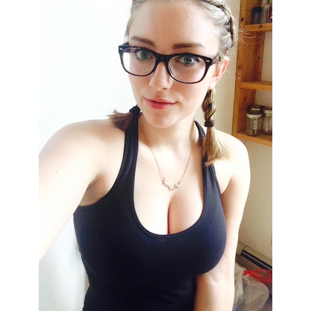 Nerdy Teen Pussy