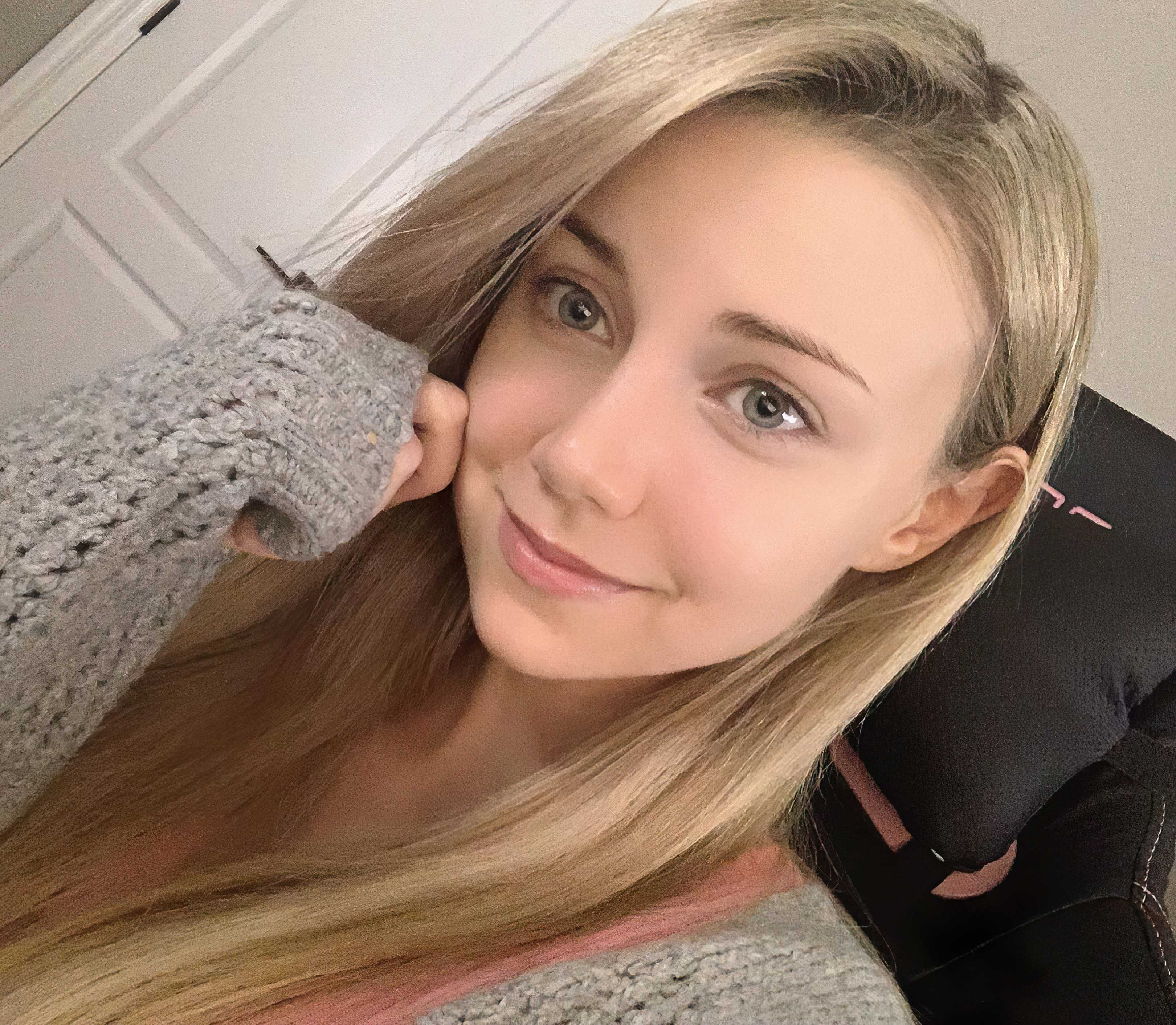 Dizzykitten Sexy